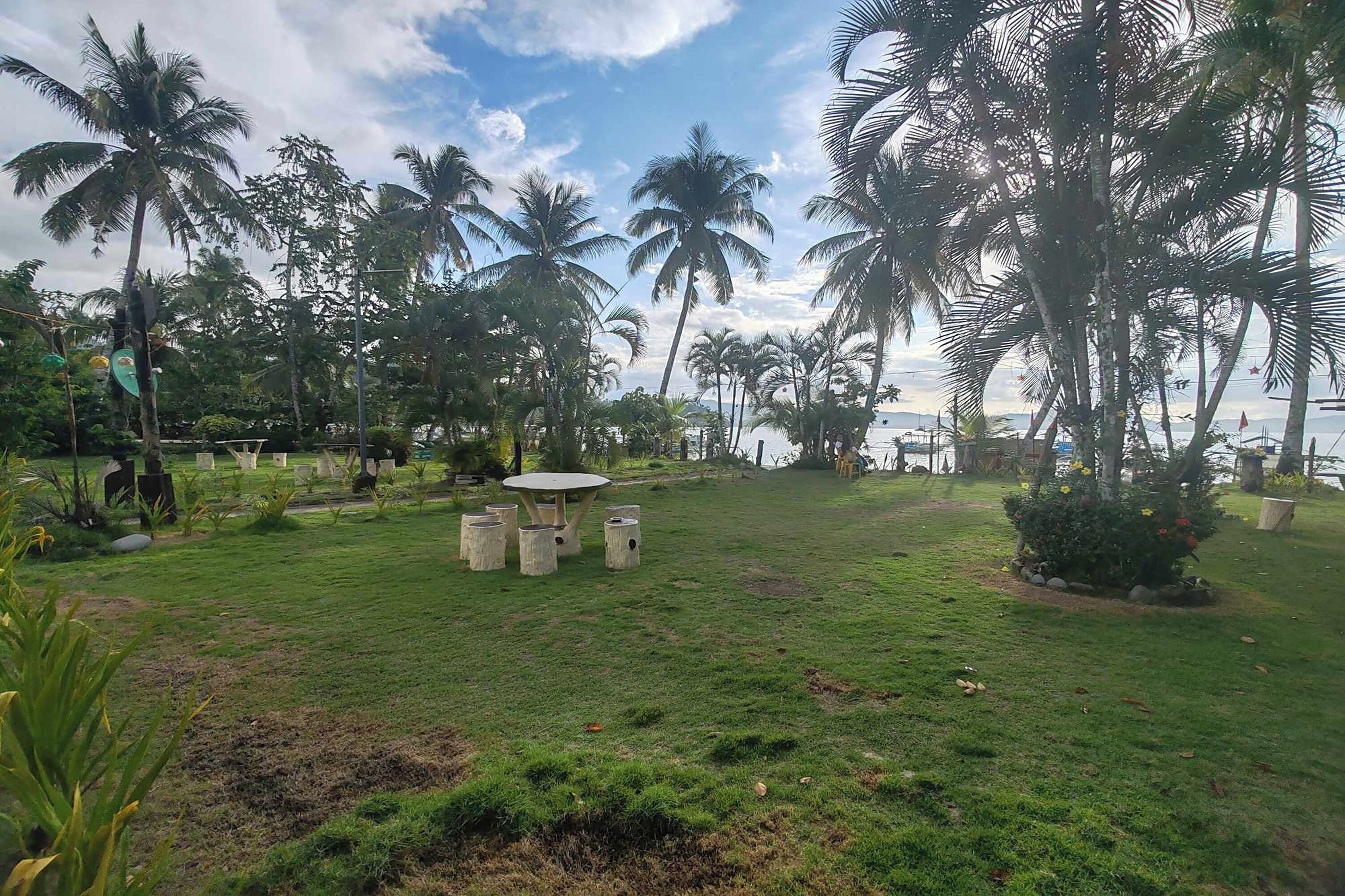 Summer Homes Beach Resort & Cottages