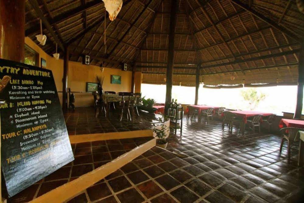 Casa Rosa Inn And Restaurant