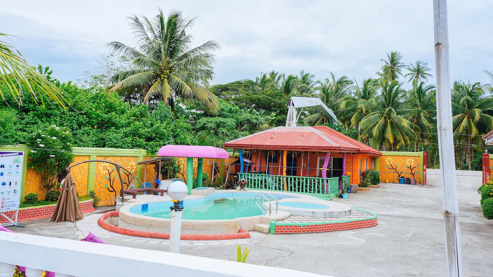 Bohol Island Coop Resort by RedDoorz