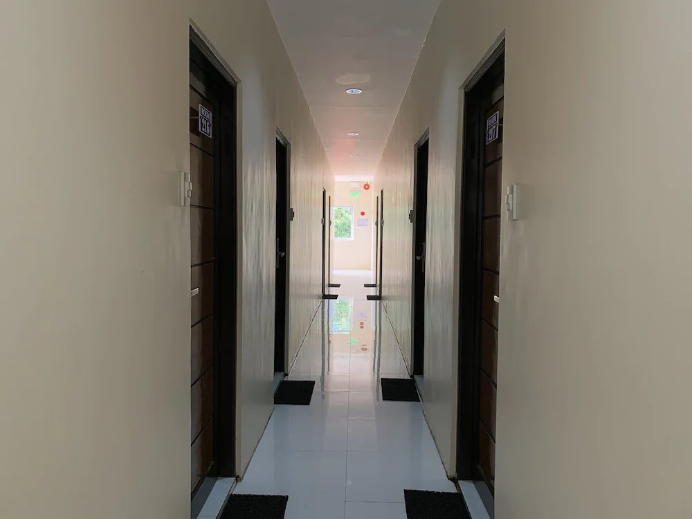 Villa MJ Maristela Beach Resort