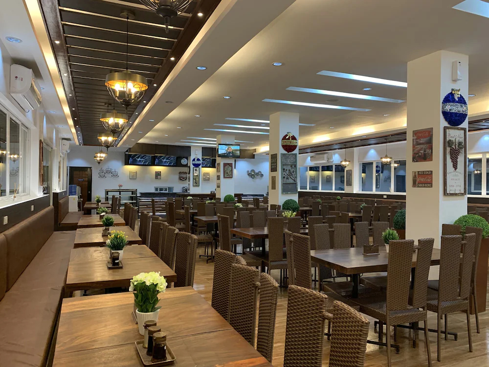 Villa MJ Maristela Beach Resort