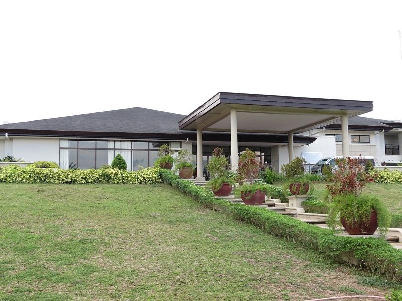 Holiday Inn & Suites Batangas LimaPark