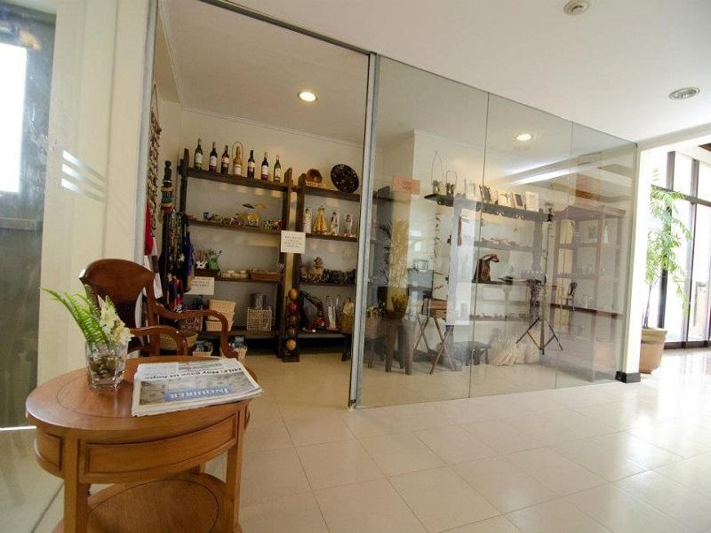 Holiday Inn & Suites Batangas LimaPark