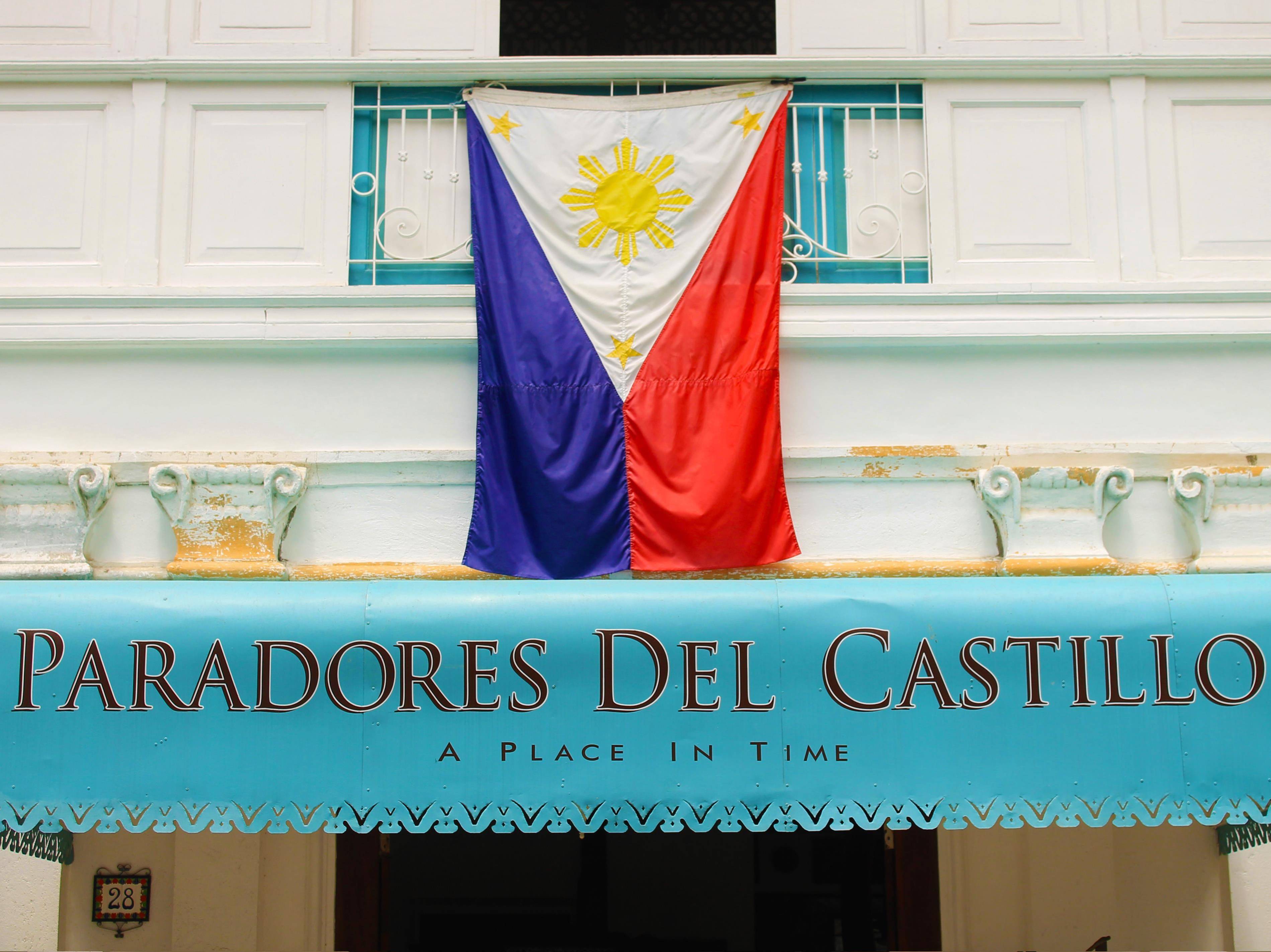 Paradores Del Castillo