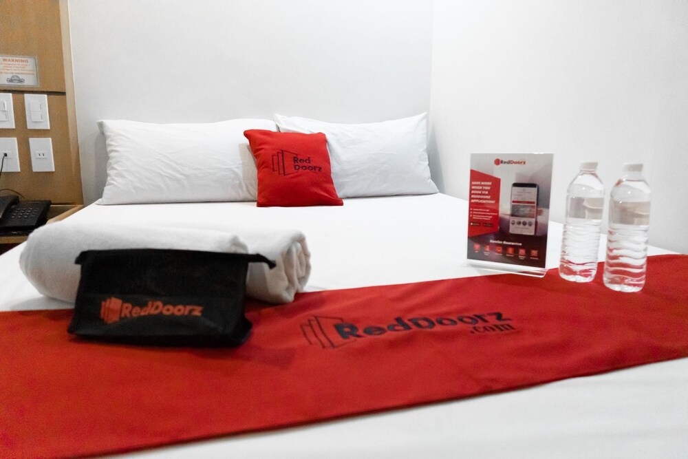El Rancho Hotel Alabang by RedDoorz