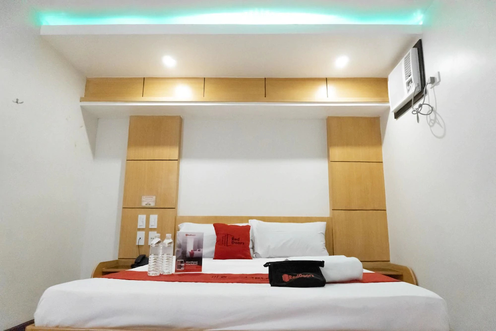 El Rancho Hotel Alabang by RedDoorz