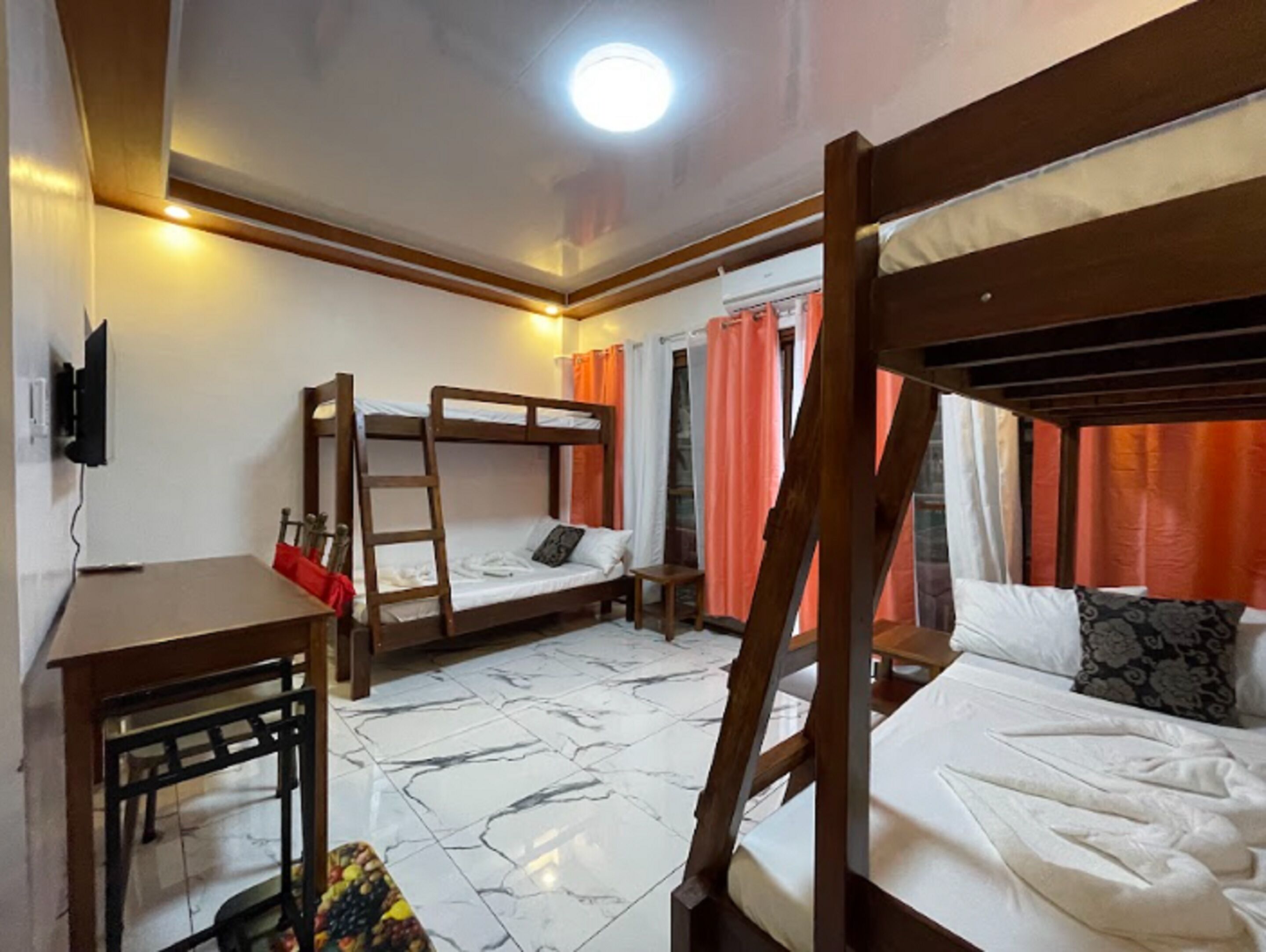 Pilot Hotel Powered By Cocotel