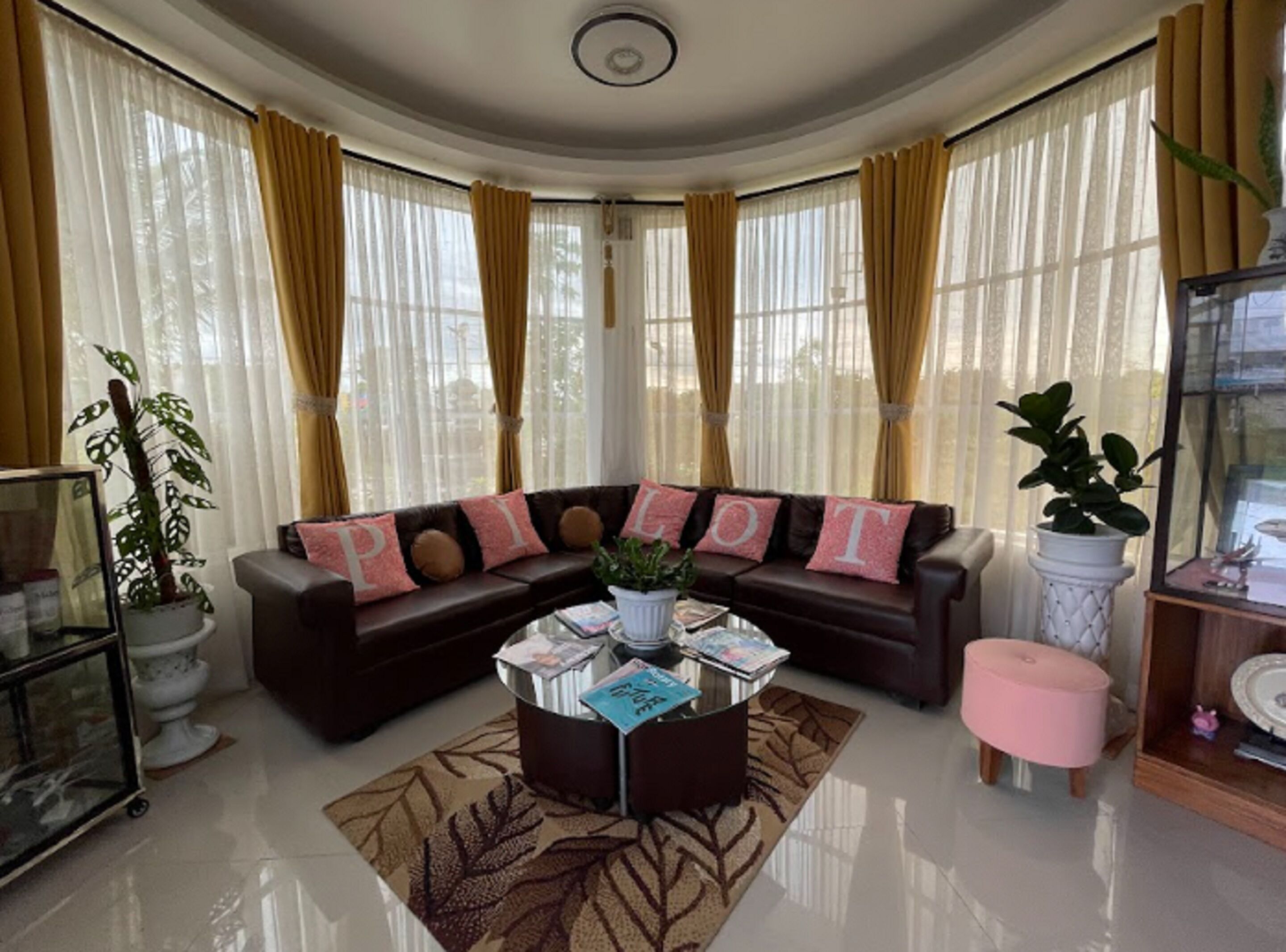 Pilot Hotel Powered By Cocotel