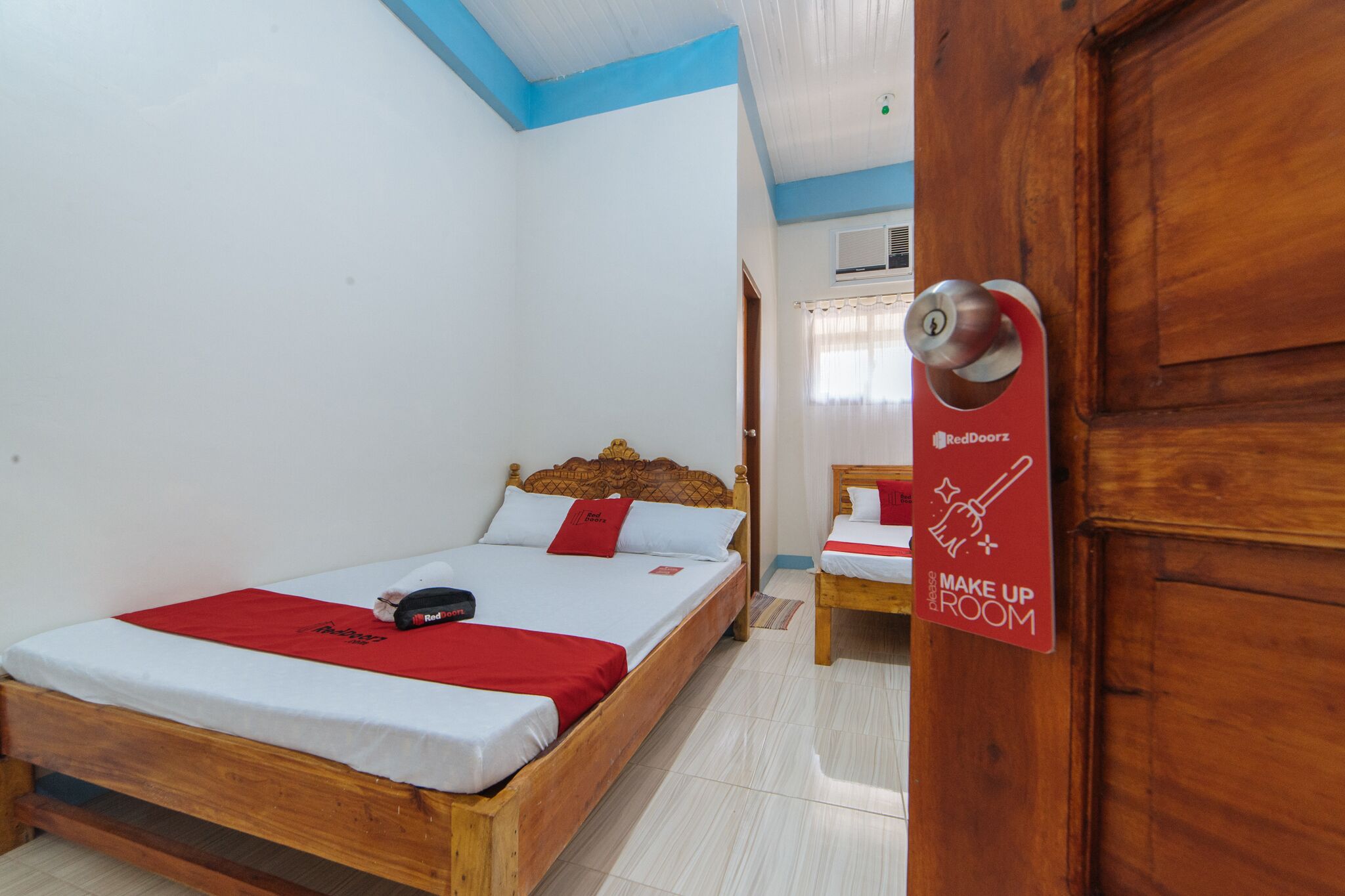 RBR Hotel and Restaurant by RedDoorz