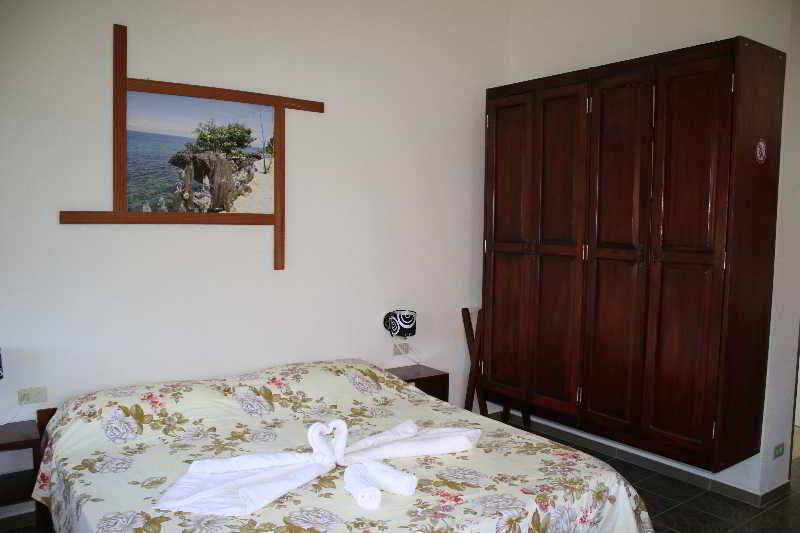 Meili Beach Resort