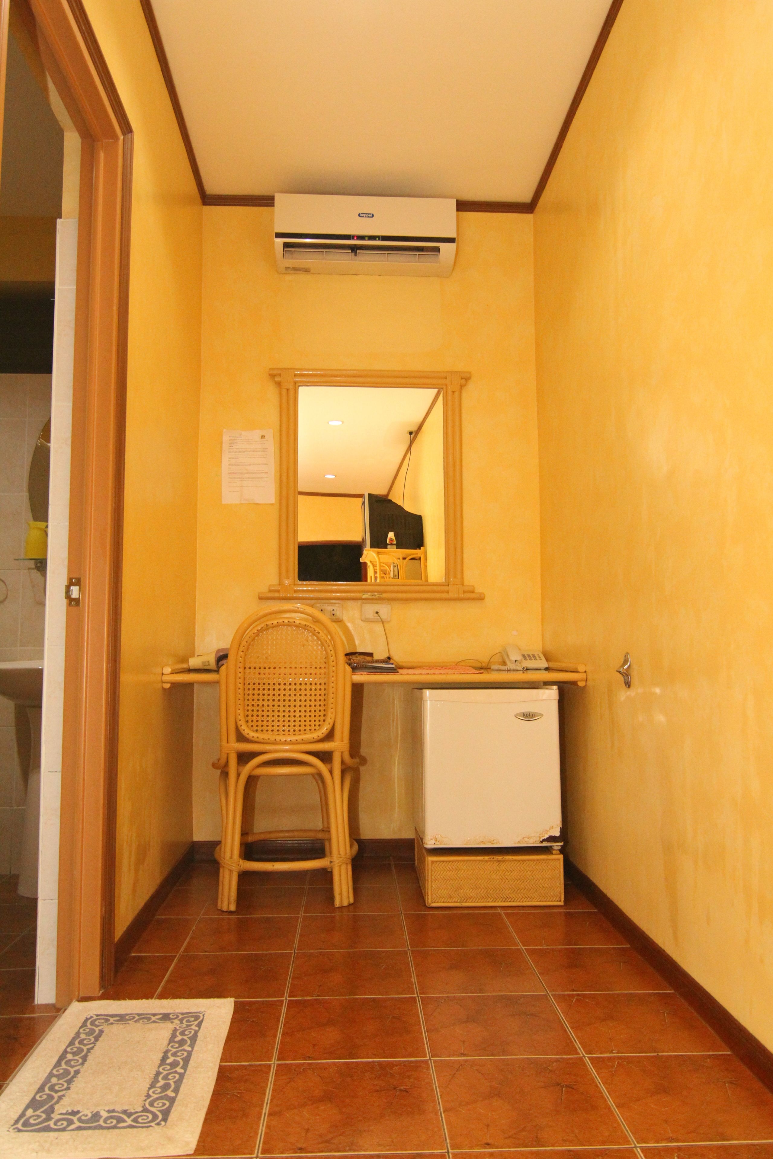 Parrot Paradise Resort