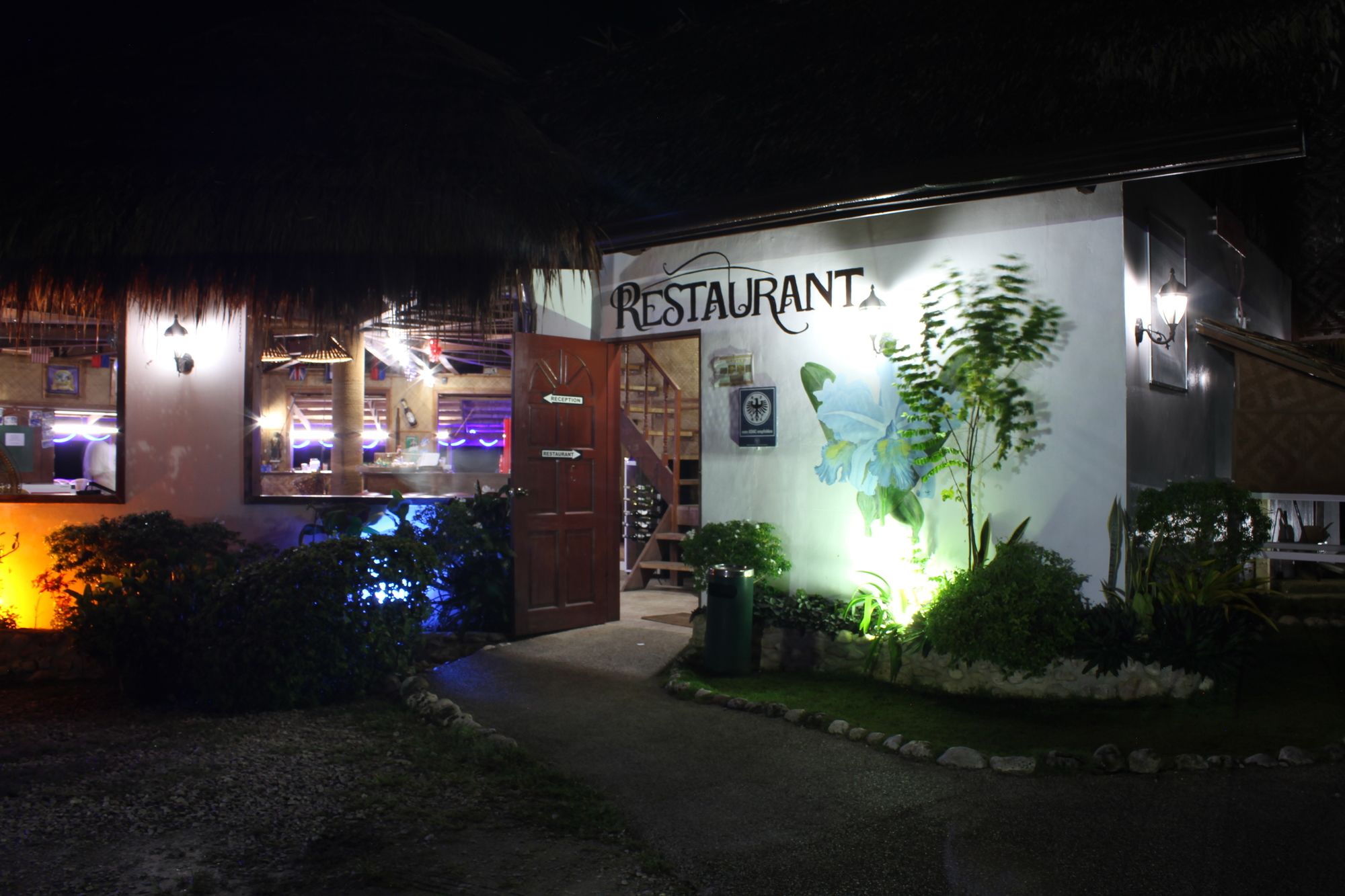 Parrot Paradise Resort