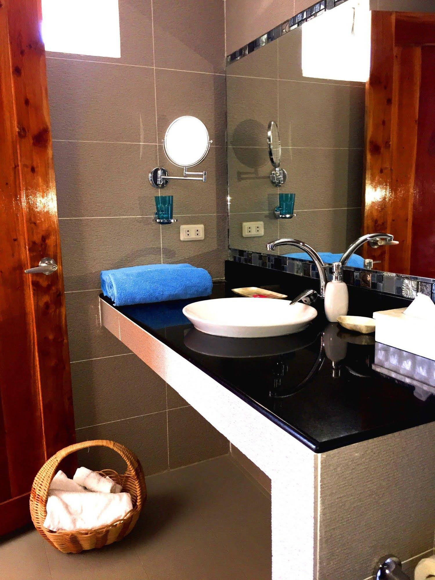 Anda Cove Beach Resort