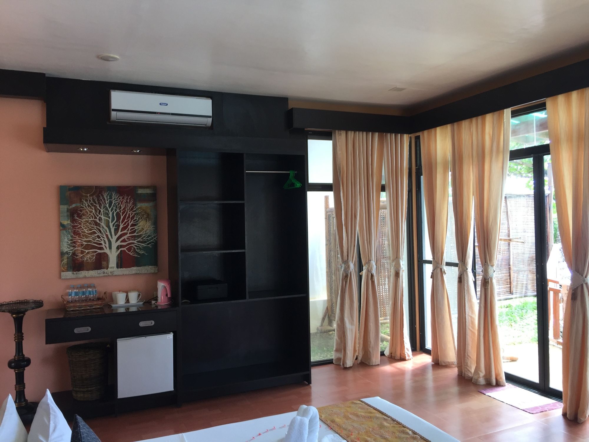 Parklane Bohol Resort and Spa