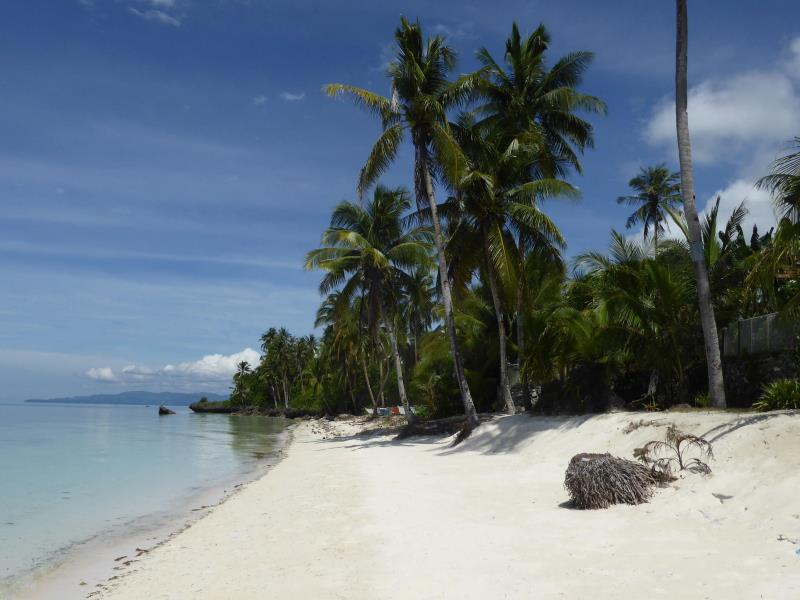 Island View Beachfront Resort