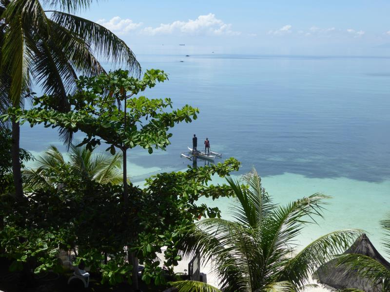 Island View Beachfront Resort