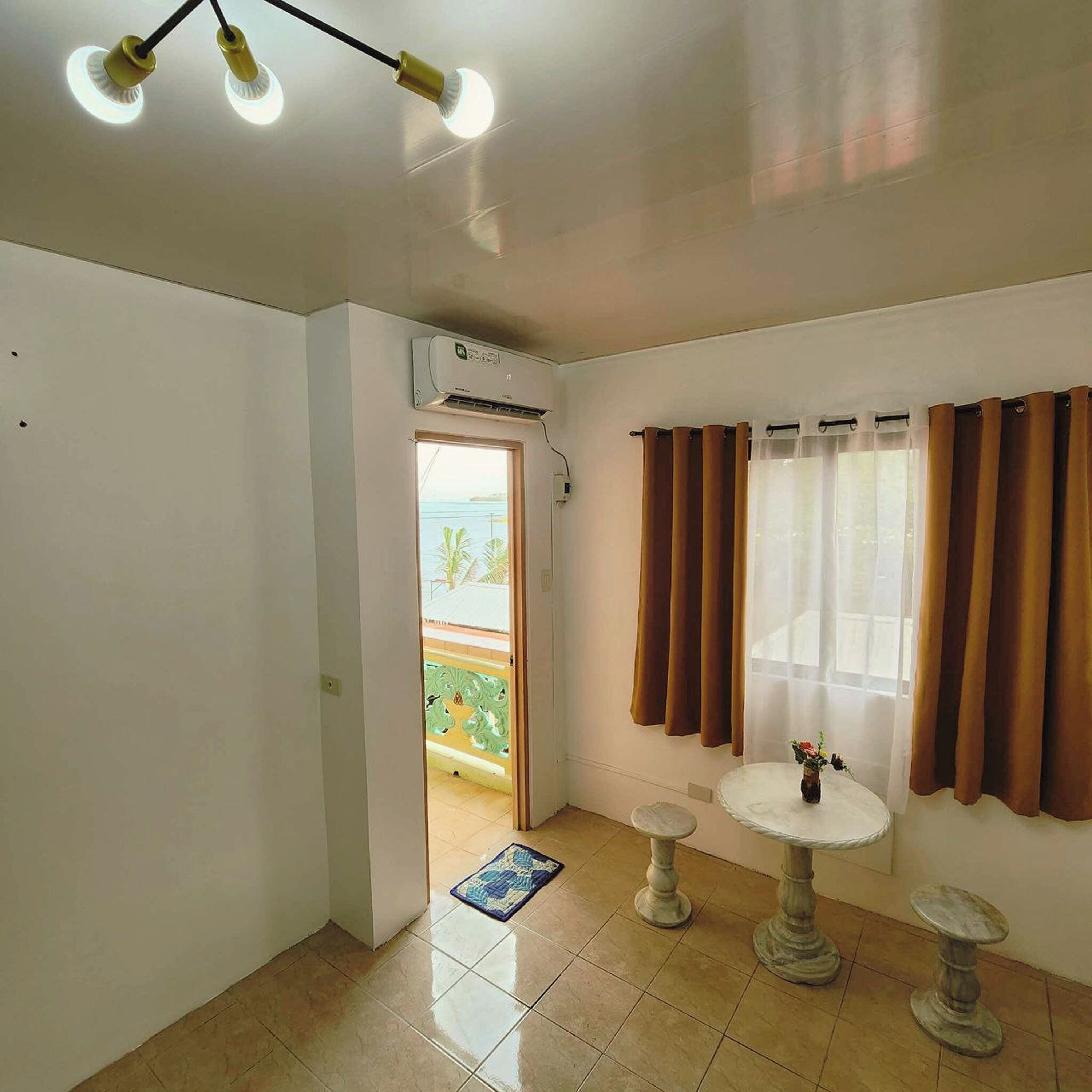 Pertible Beach Resort