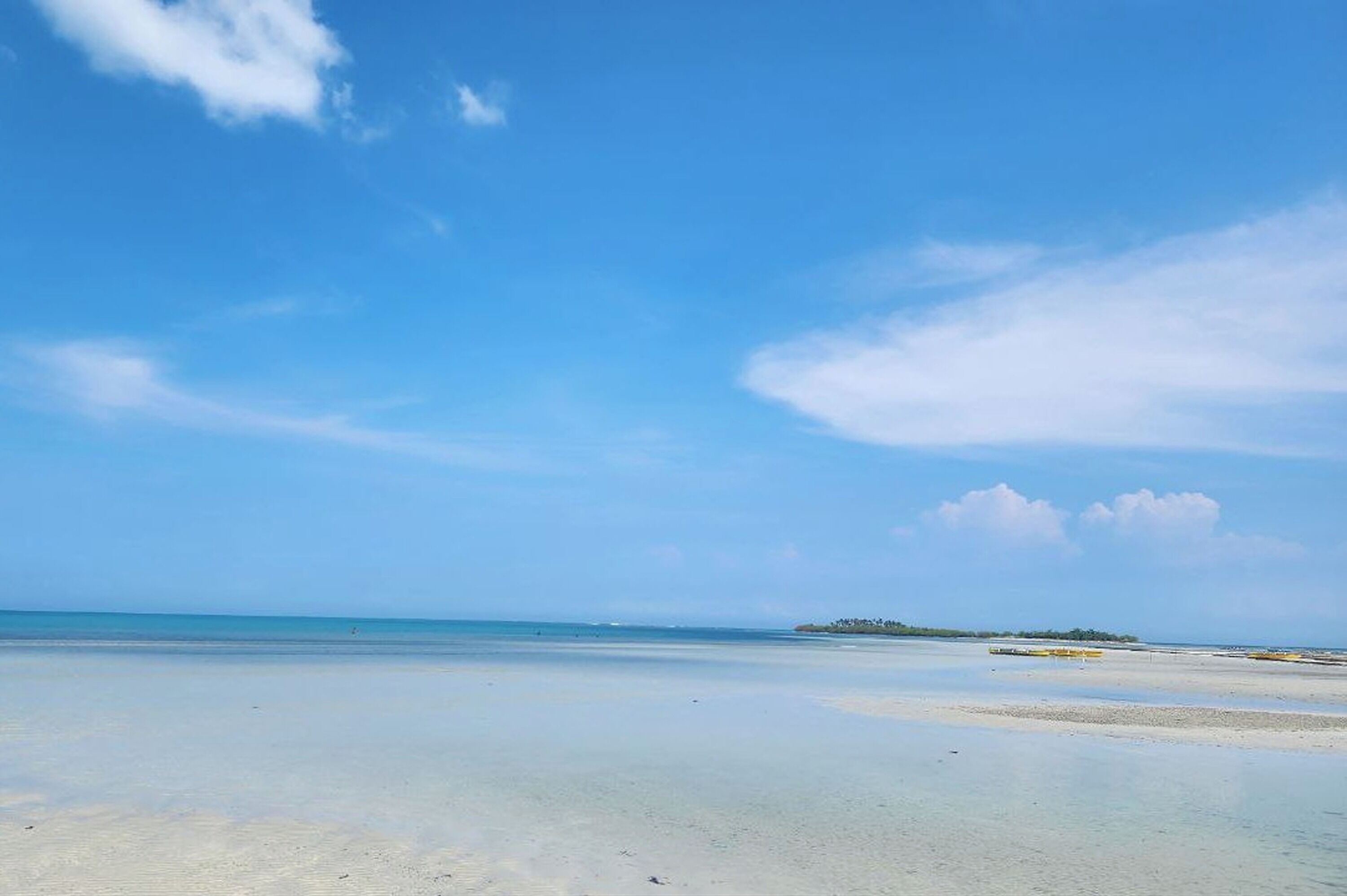 Pertible Beach Resort