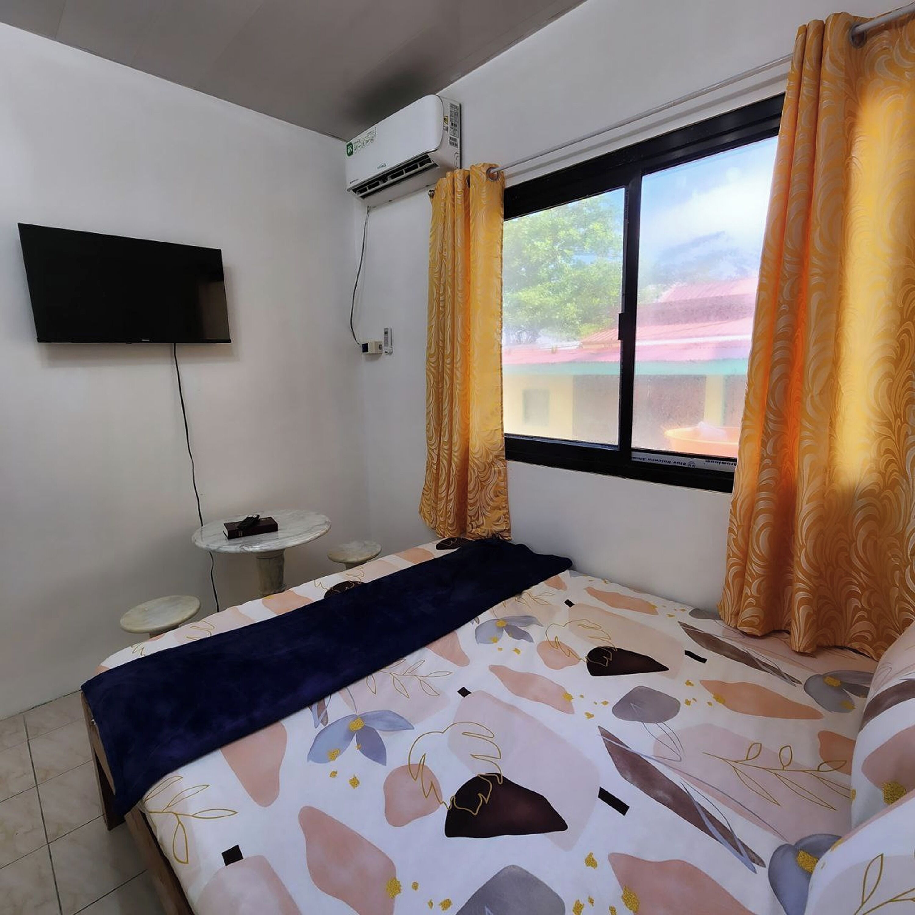 Pertible Beach Resort