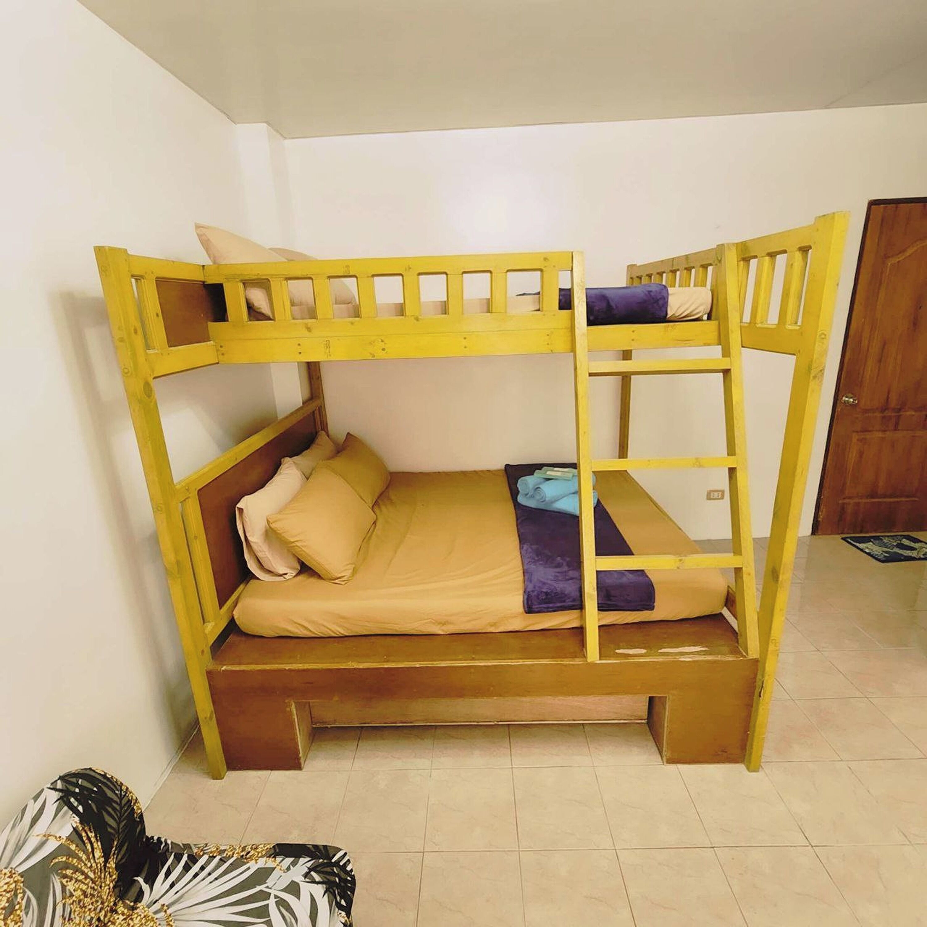 Pertible Beach Resort
