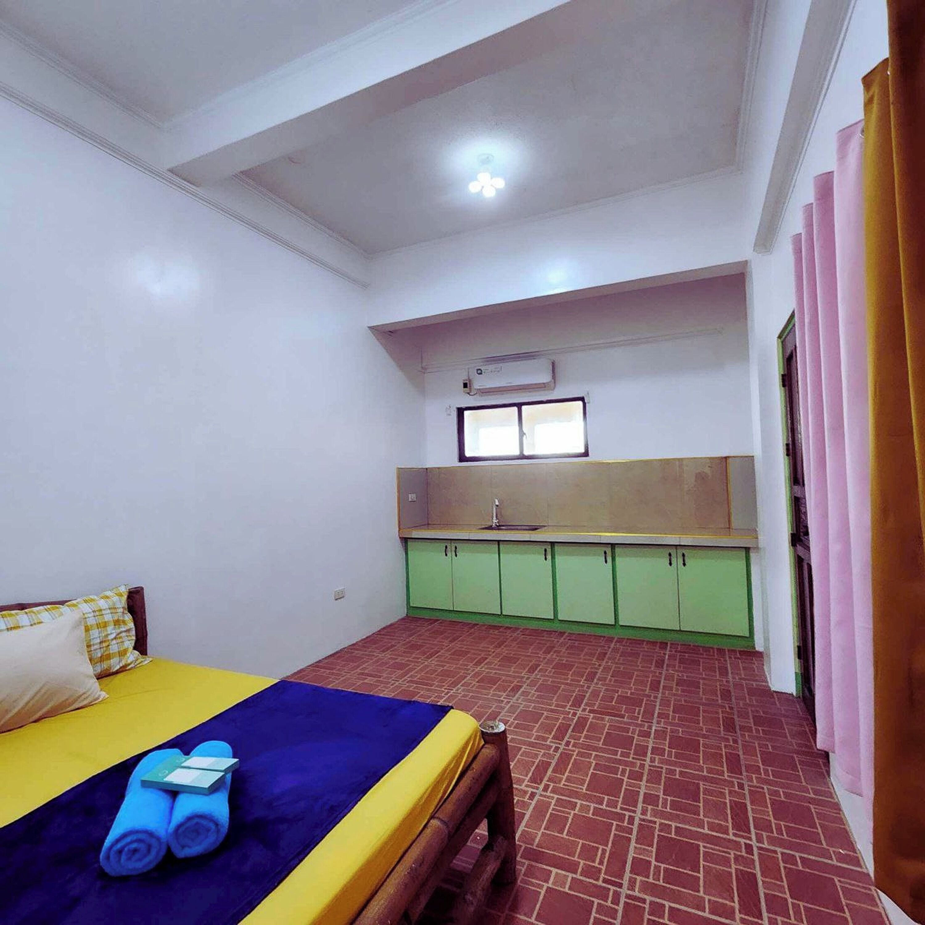 Pertible Beach Resort