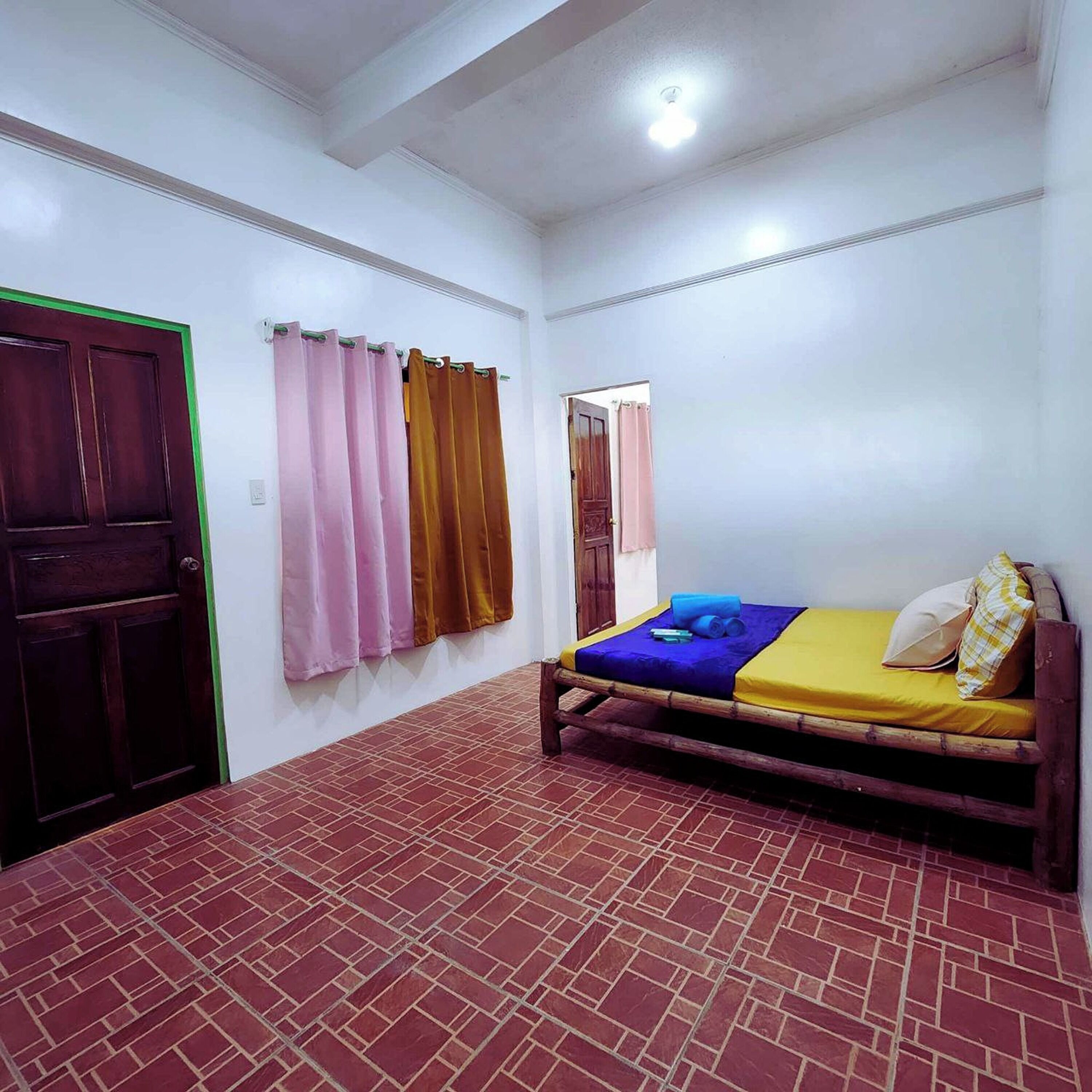 Pertible Beach Resort