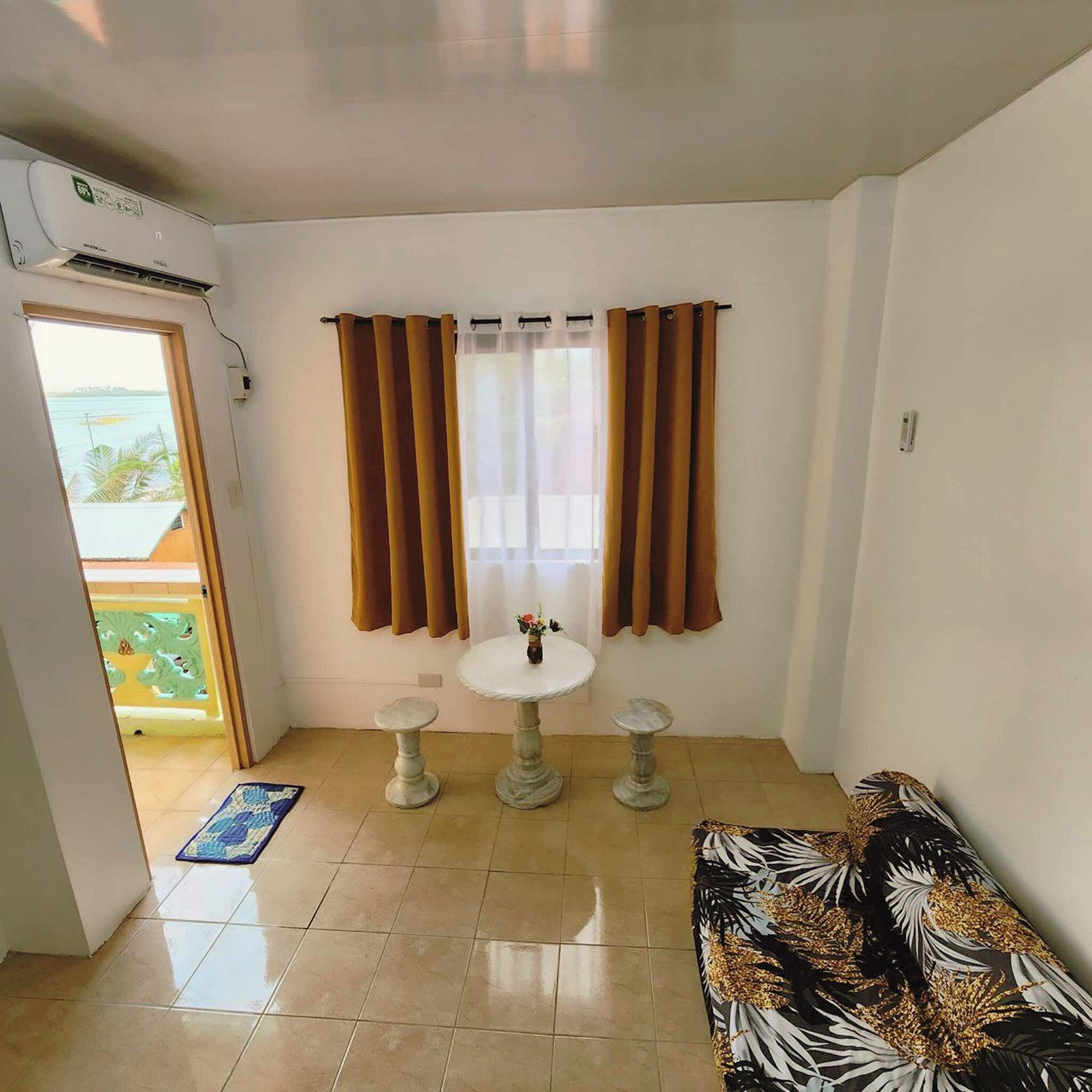 Pertible Beach Resort