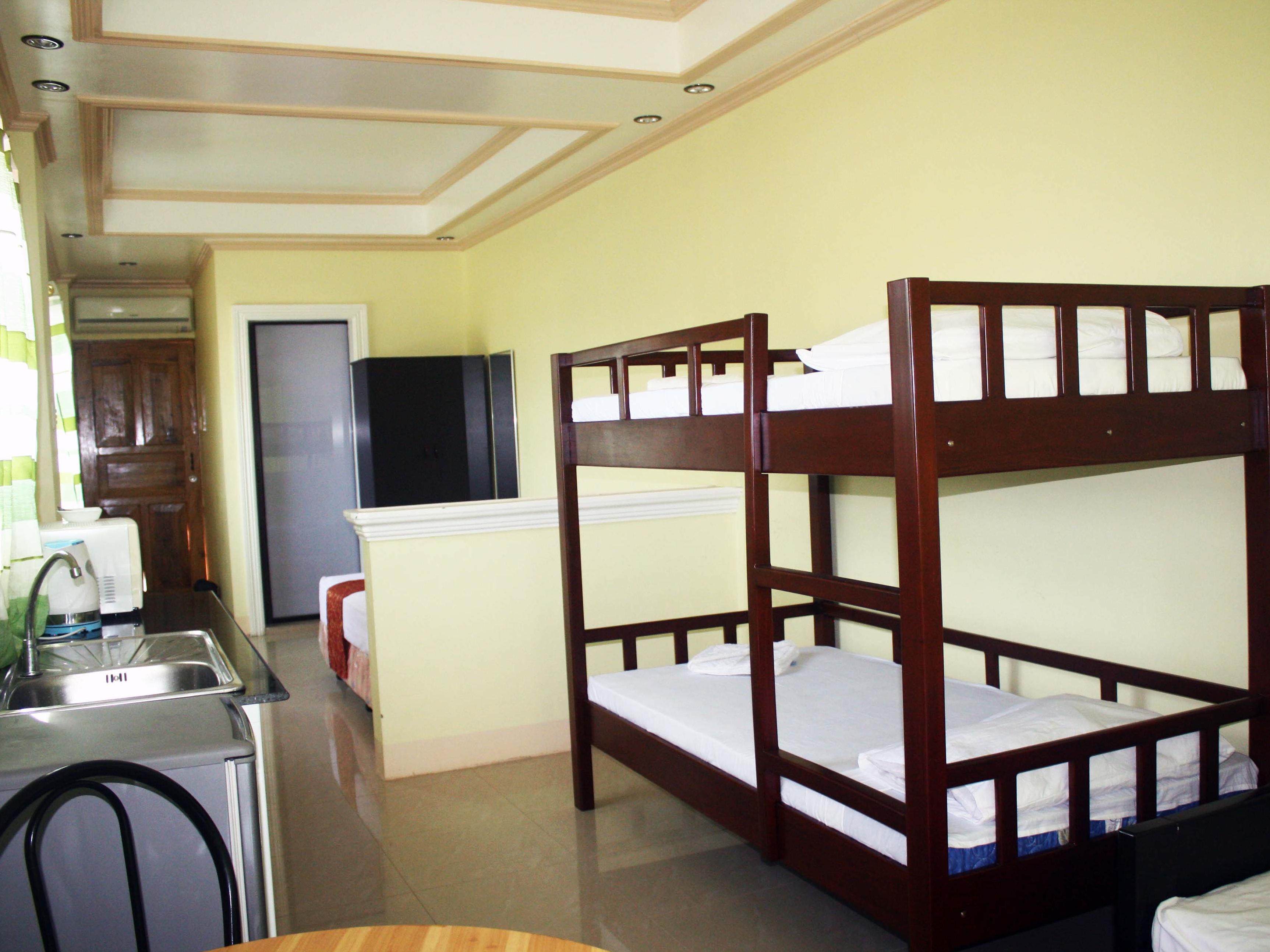 R & S Seaside Unit Accommodation Bar & Restaurant