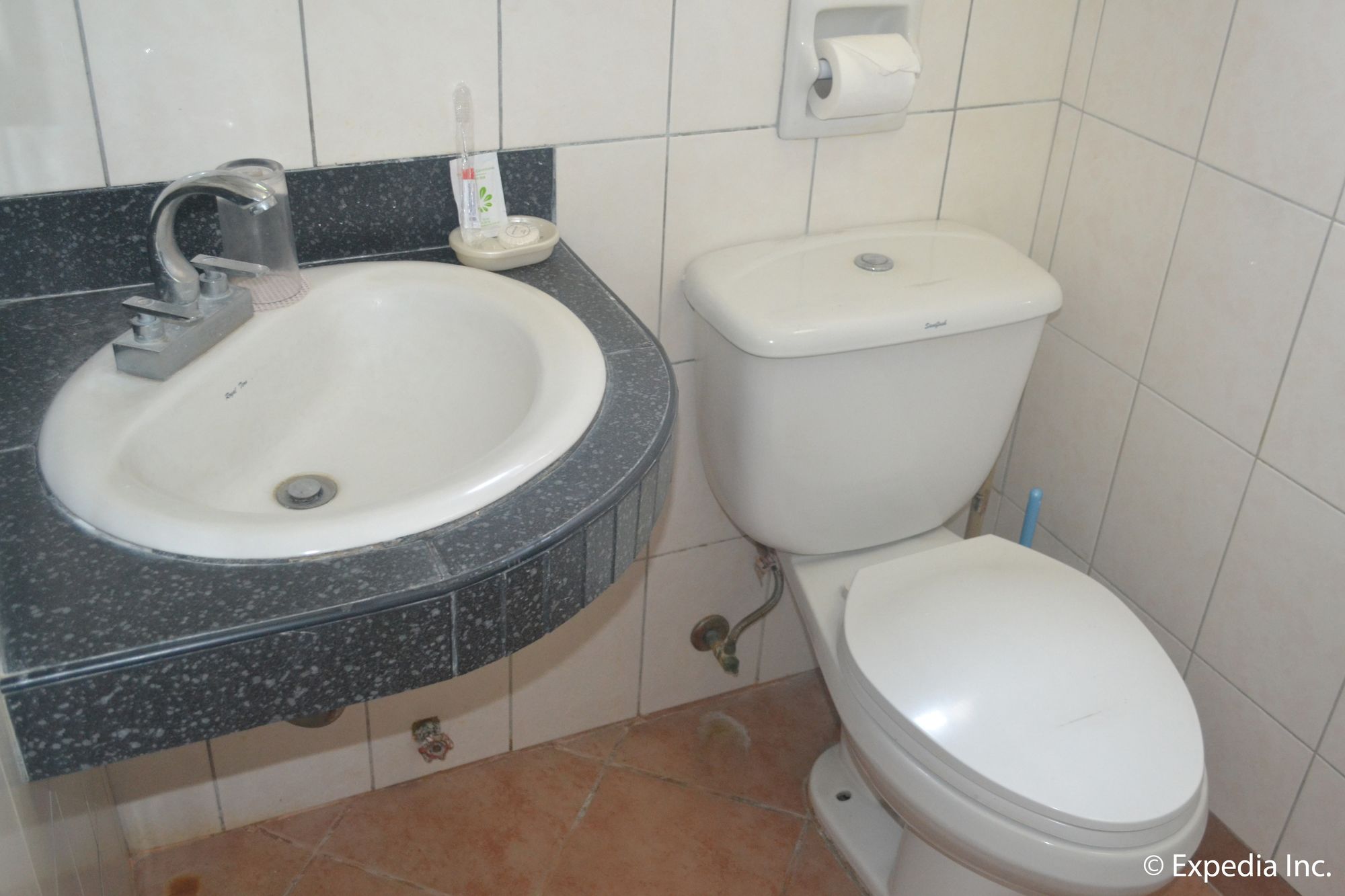 Apartelle Royal