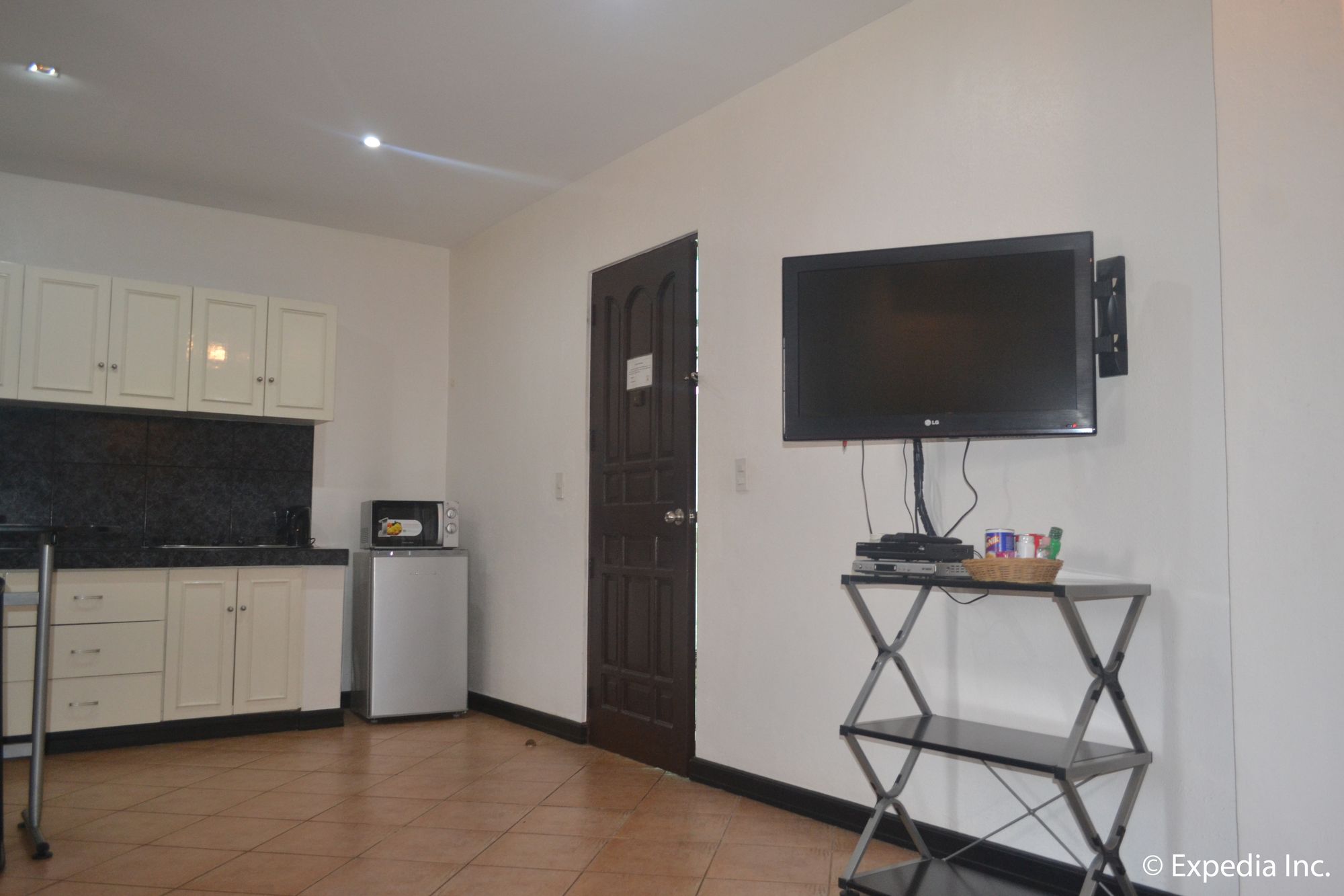 Apartelle Royal