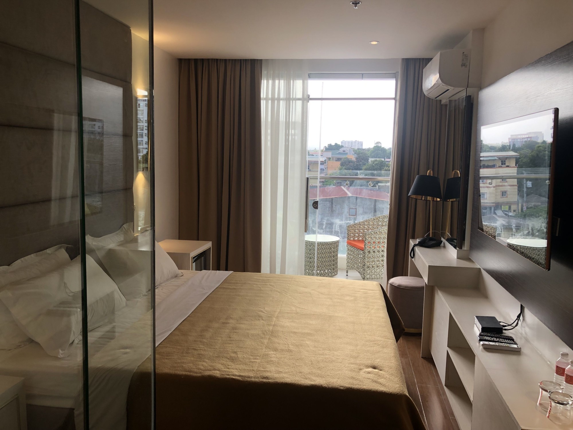 Apollonia Royale Hotel