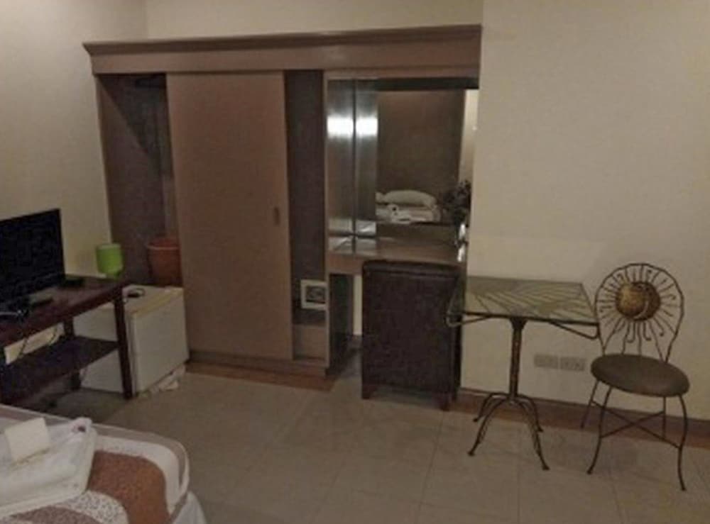 Balibago Villa Hotel