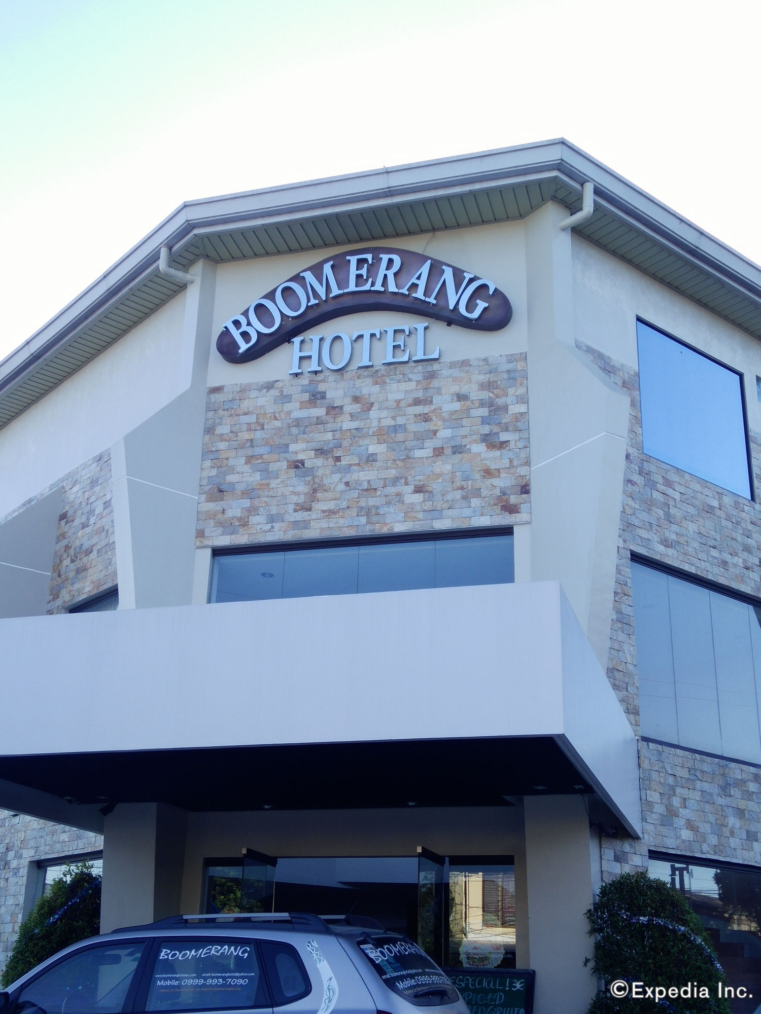 Boomerang Hotel