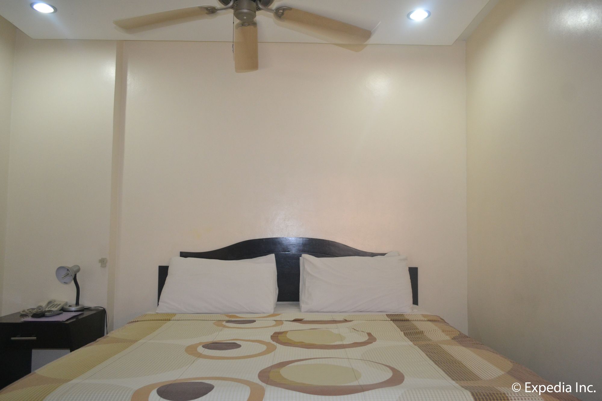 Boomerang Hotel