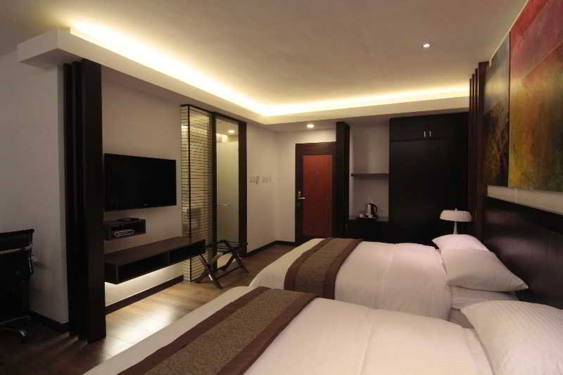 Century Hotel Angeles City