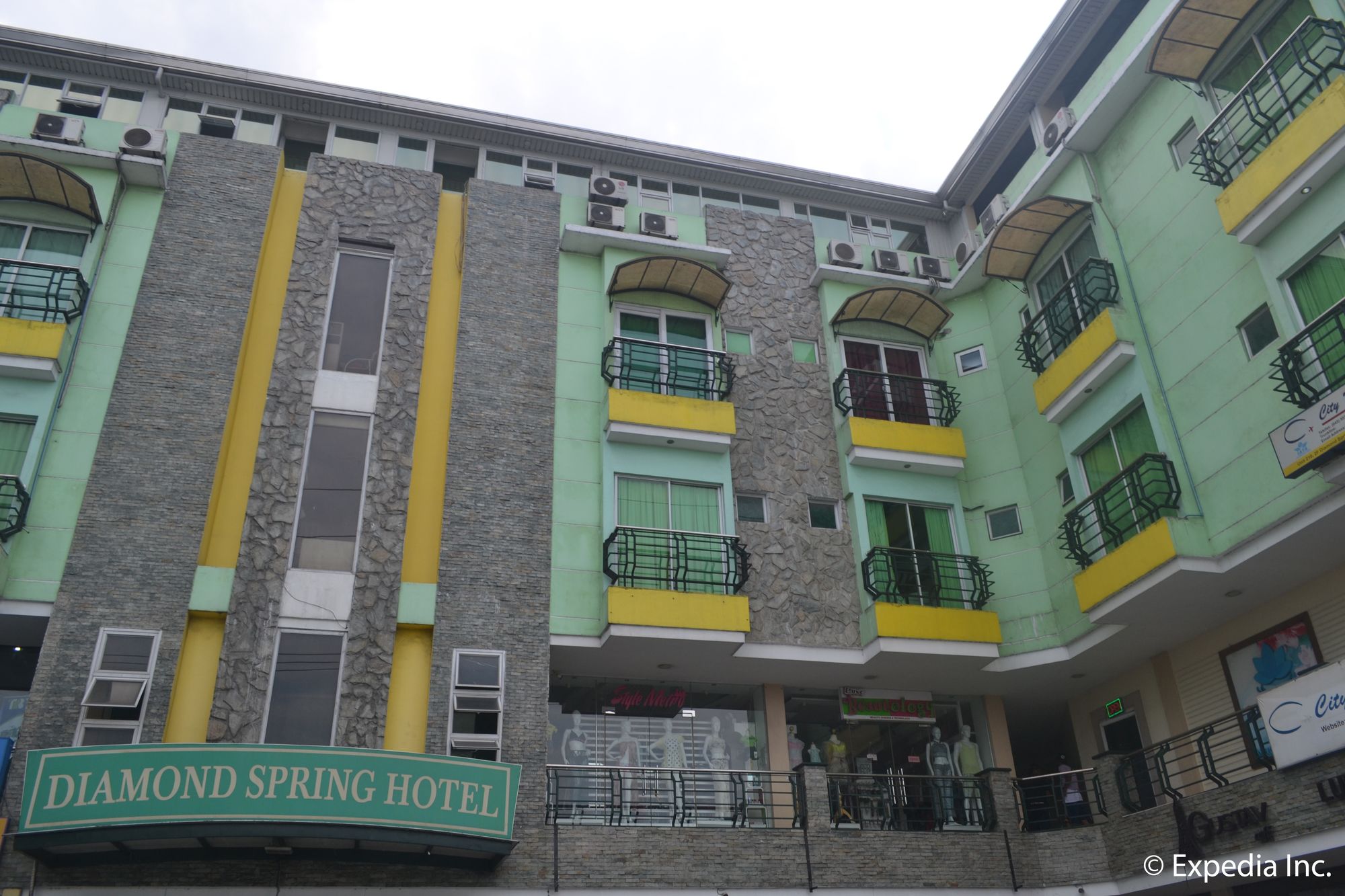 Diamond Spring Hotel