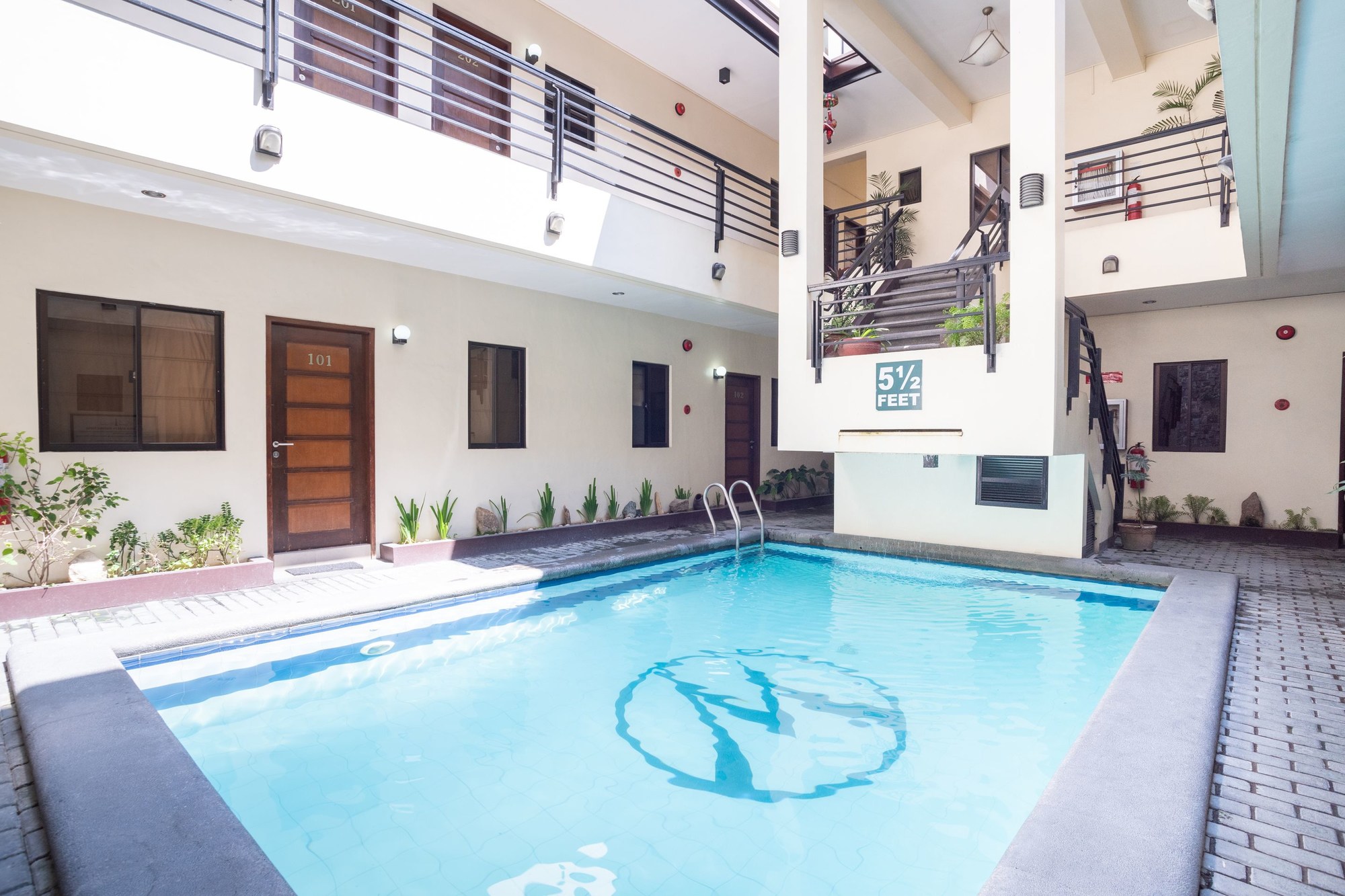 Elyseah Condotel