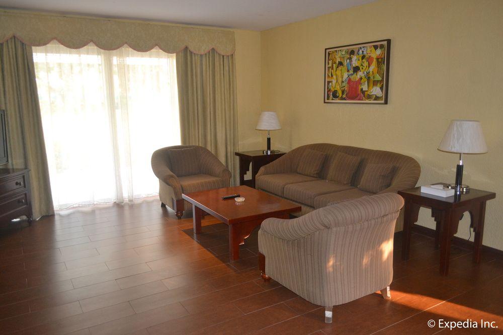 Fontana Hotel & Villas