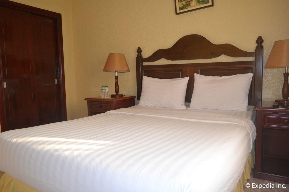 Fontana Hotel & Villas