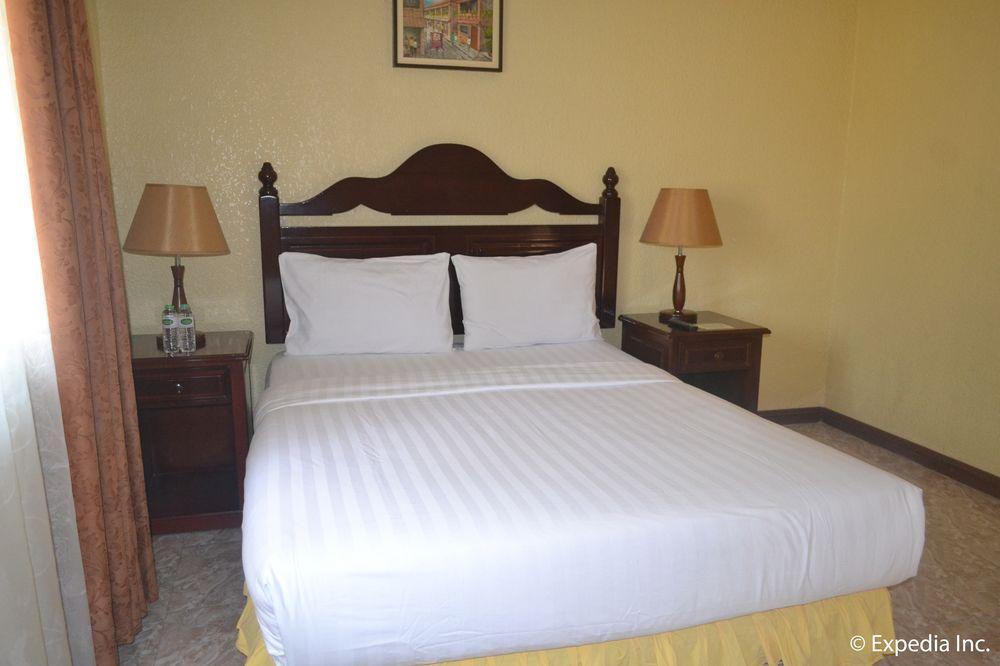 Fontana Hotel & Villas