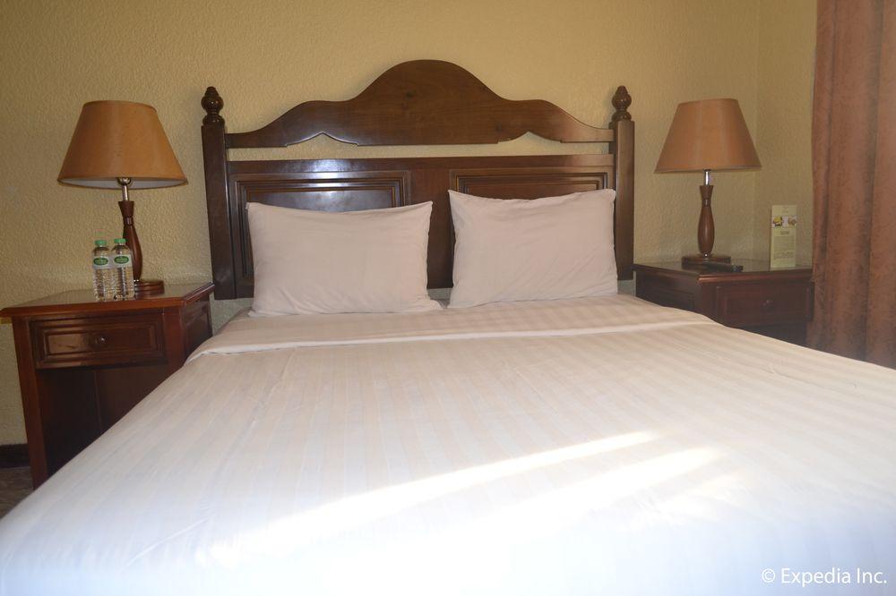 Fontana Hotel & Villas