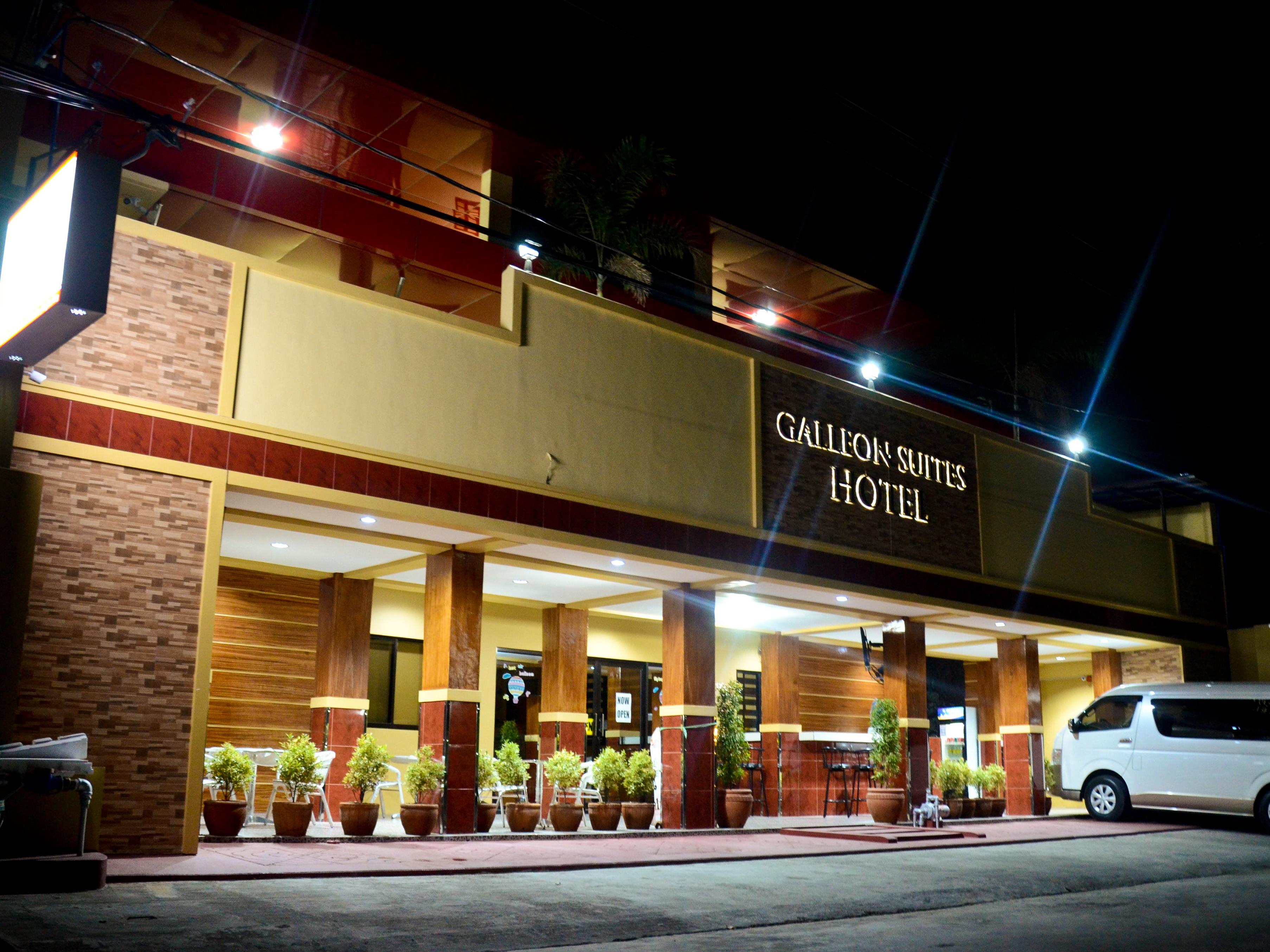Galleon Suites Hotel