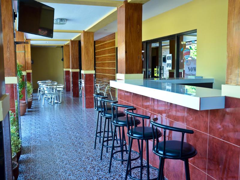 Galleon Suites Hotel