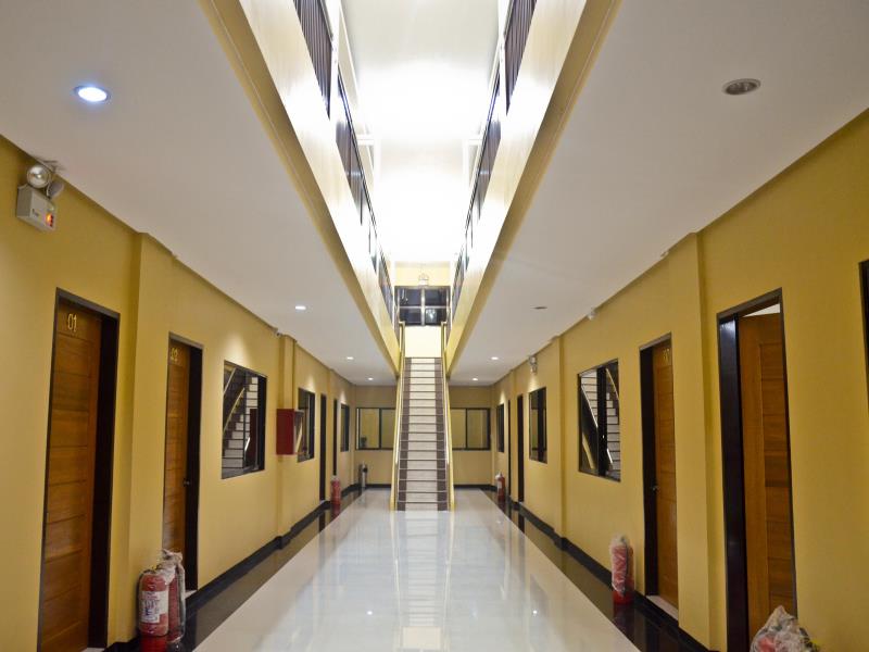 Galleon Suites Hotel