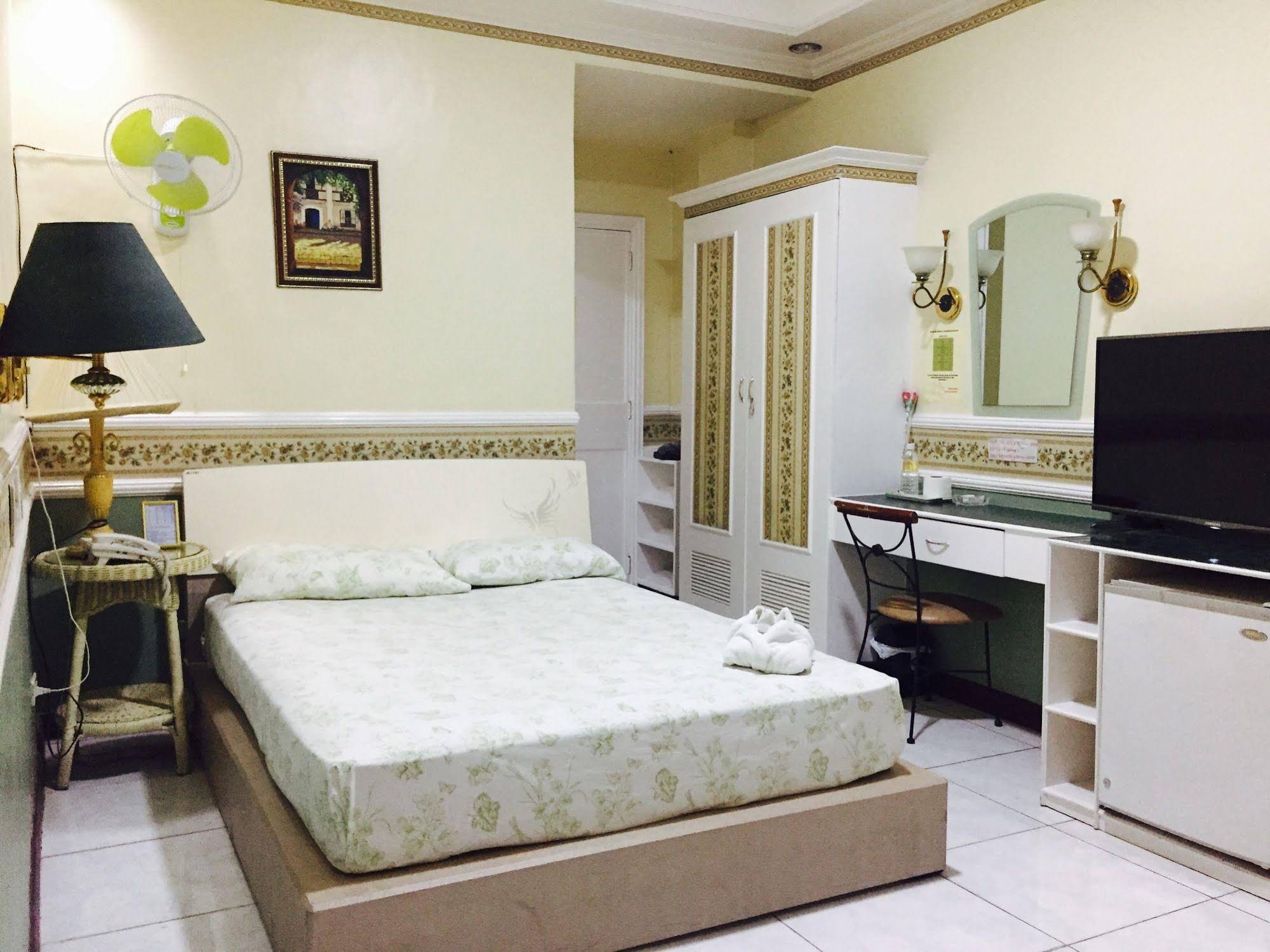 Genesis Hotel