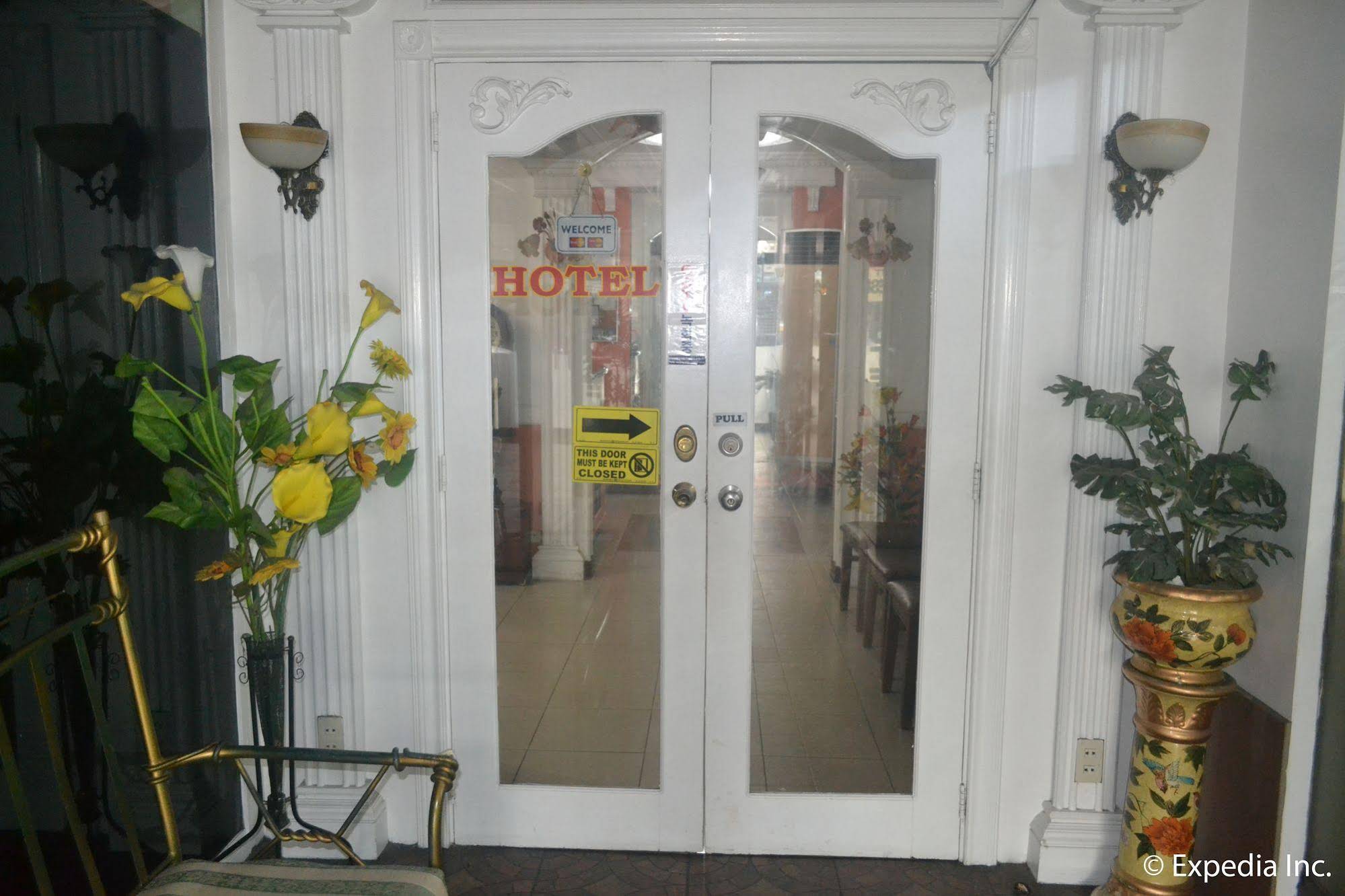 Genesis Hotel