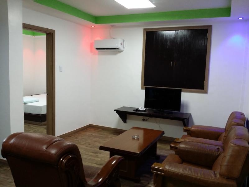 Gogo Hotel