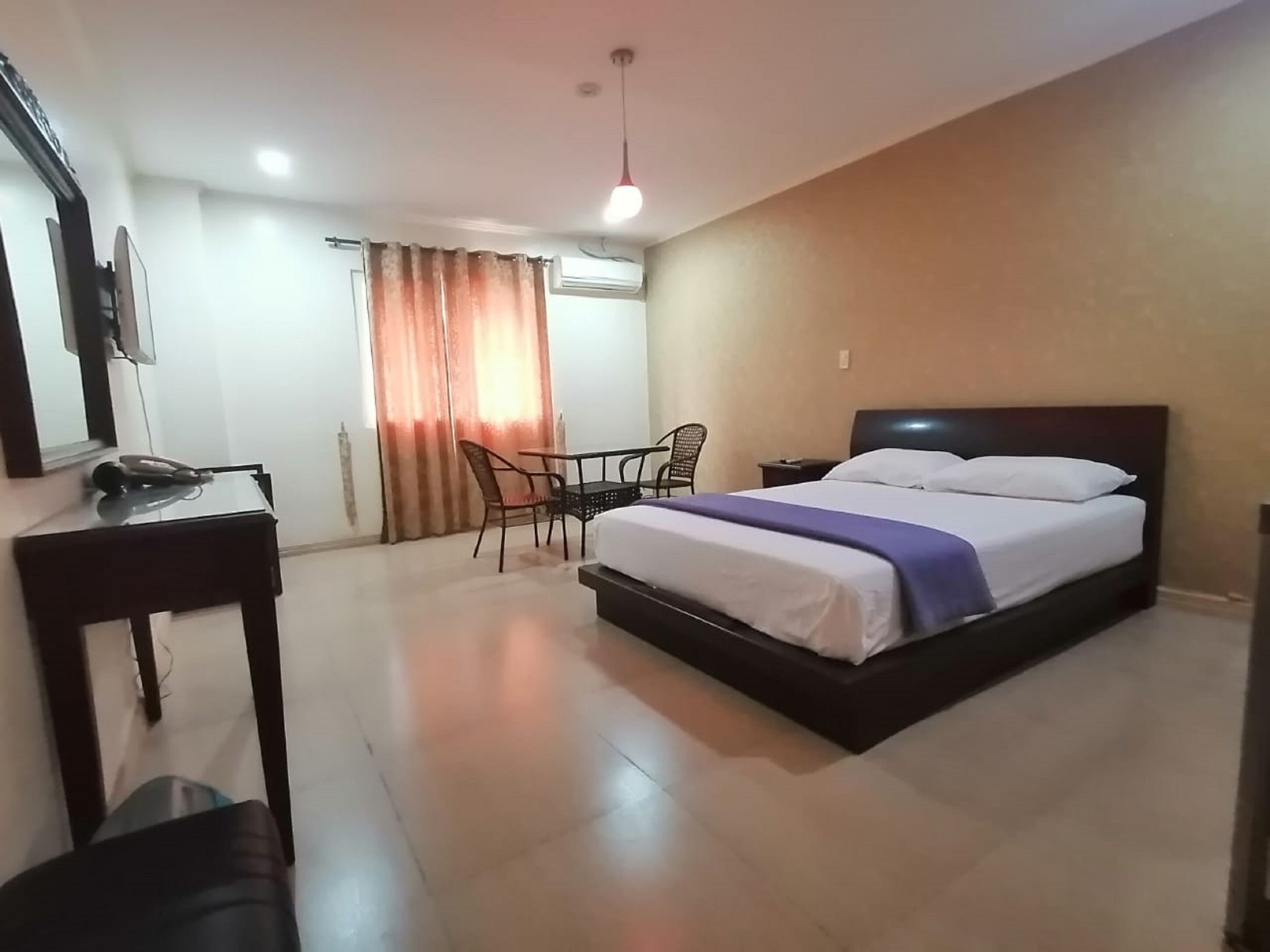 Golden Hotel by OYO Rooms