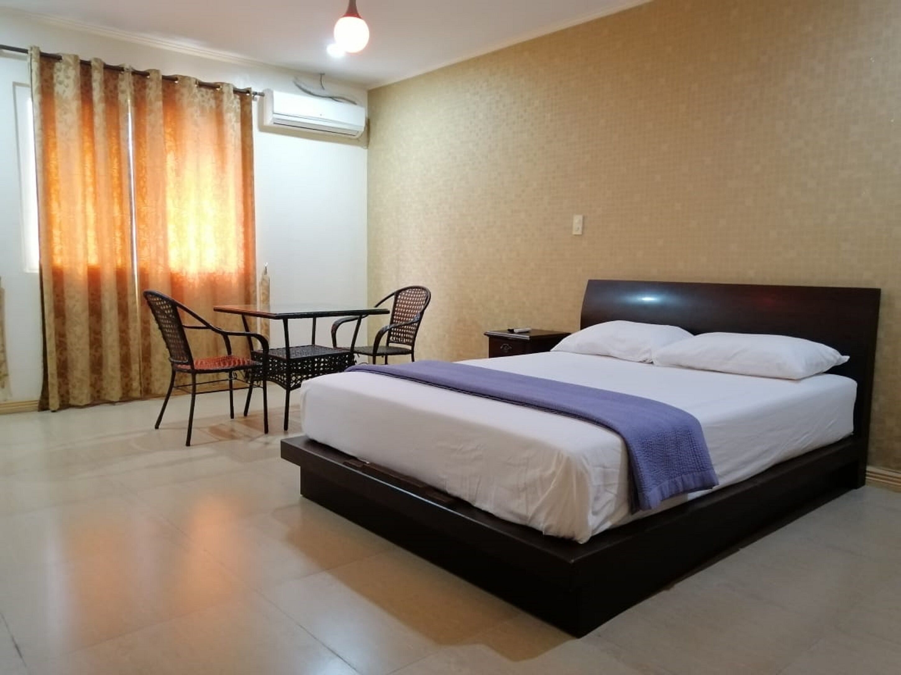 Golden Hotel by OYO Rooms