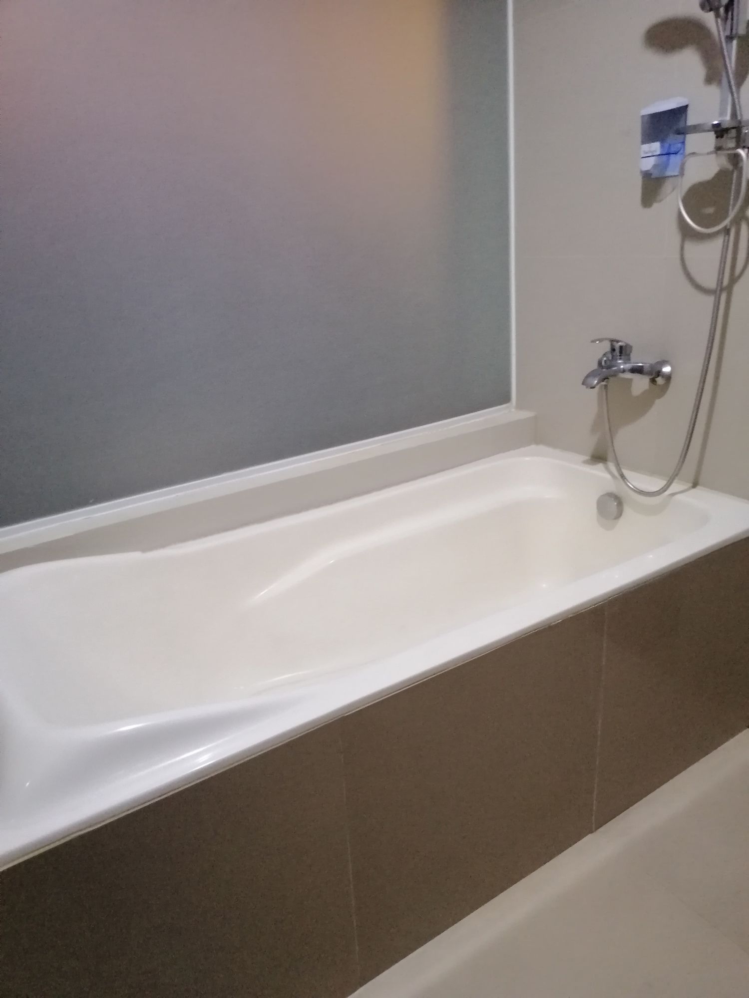 Grace Crown Hotel